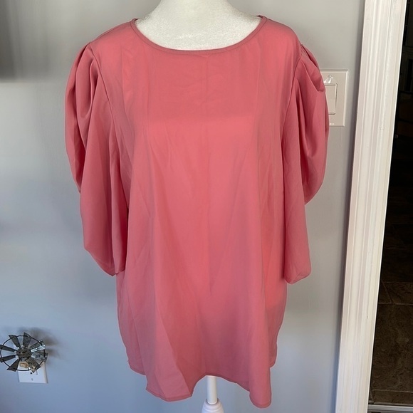 Sovelen Tops - 𝅺NWT Sovelen Woman’s Casual Puff Sleeve Blouse